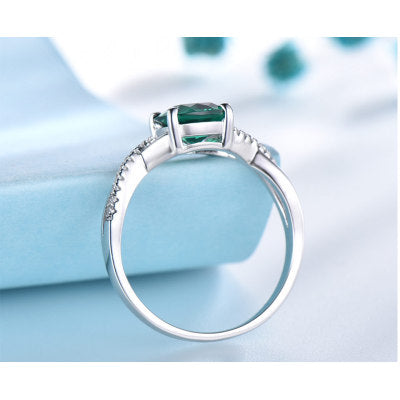 Philia Emerald Ring