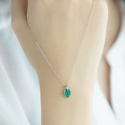 Rovska Zopyros Green Leaf Necklace