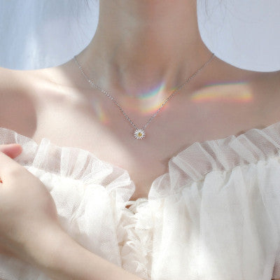 Roskva Lightning Necklace